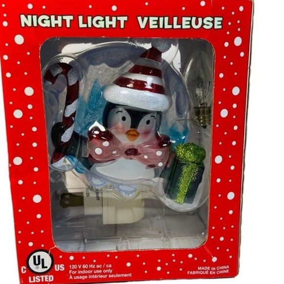 Night Light Penguin Wall In Door Plug Veilleuse! - Picture 8 of 8